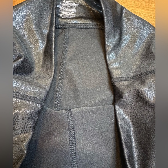NWOT PRO PLAYER Black Shiny Leggings - Picture 9 of 9